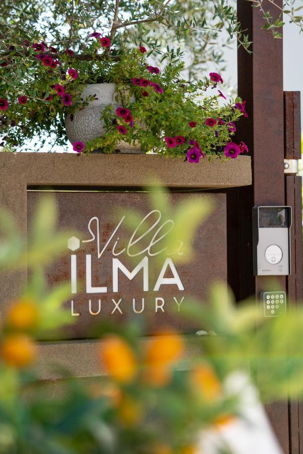 Villa Ilma Luxury Rooms Arzachena Bagian luar foto