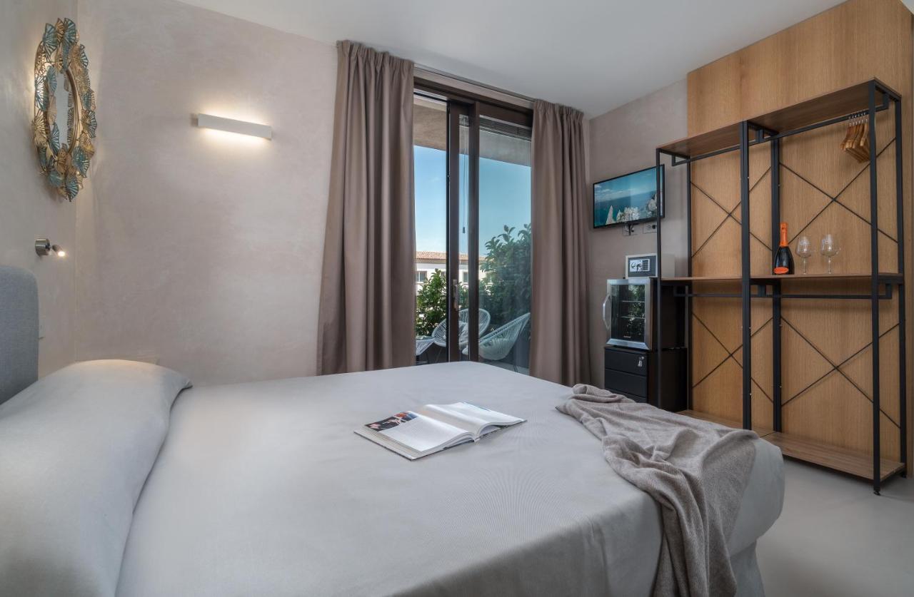 Villa Ilma Luxury Rooms Arzachena Bagian luar foto